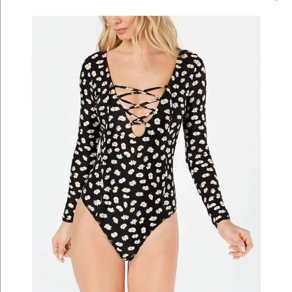 VOLCOM Bodysuit - Picture 2 of 7